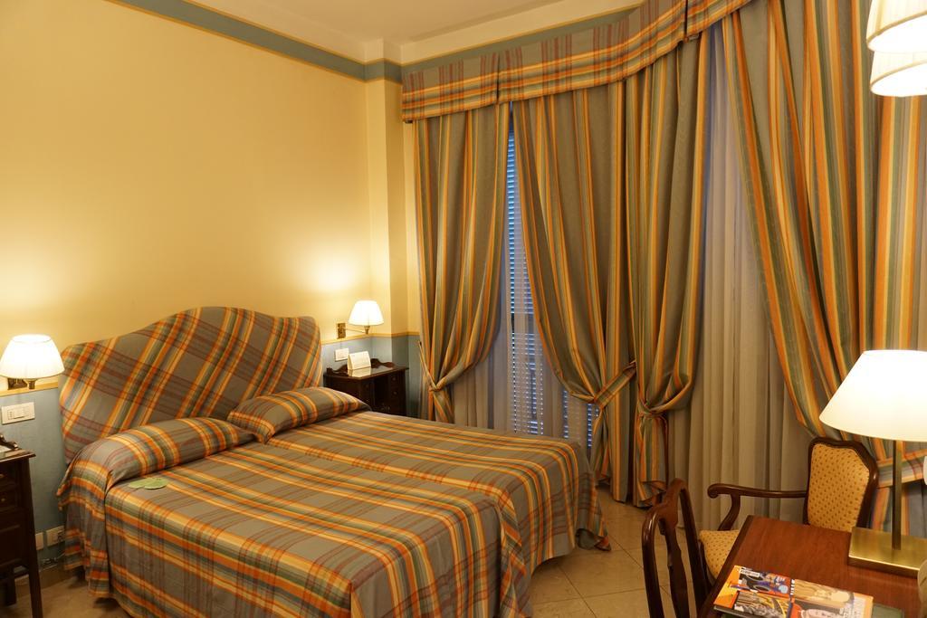 Hotel Victoria & Iside Spa Torino Esterno foto